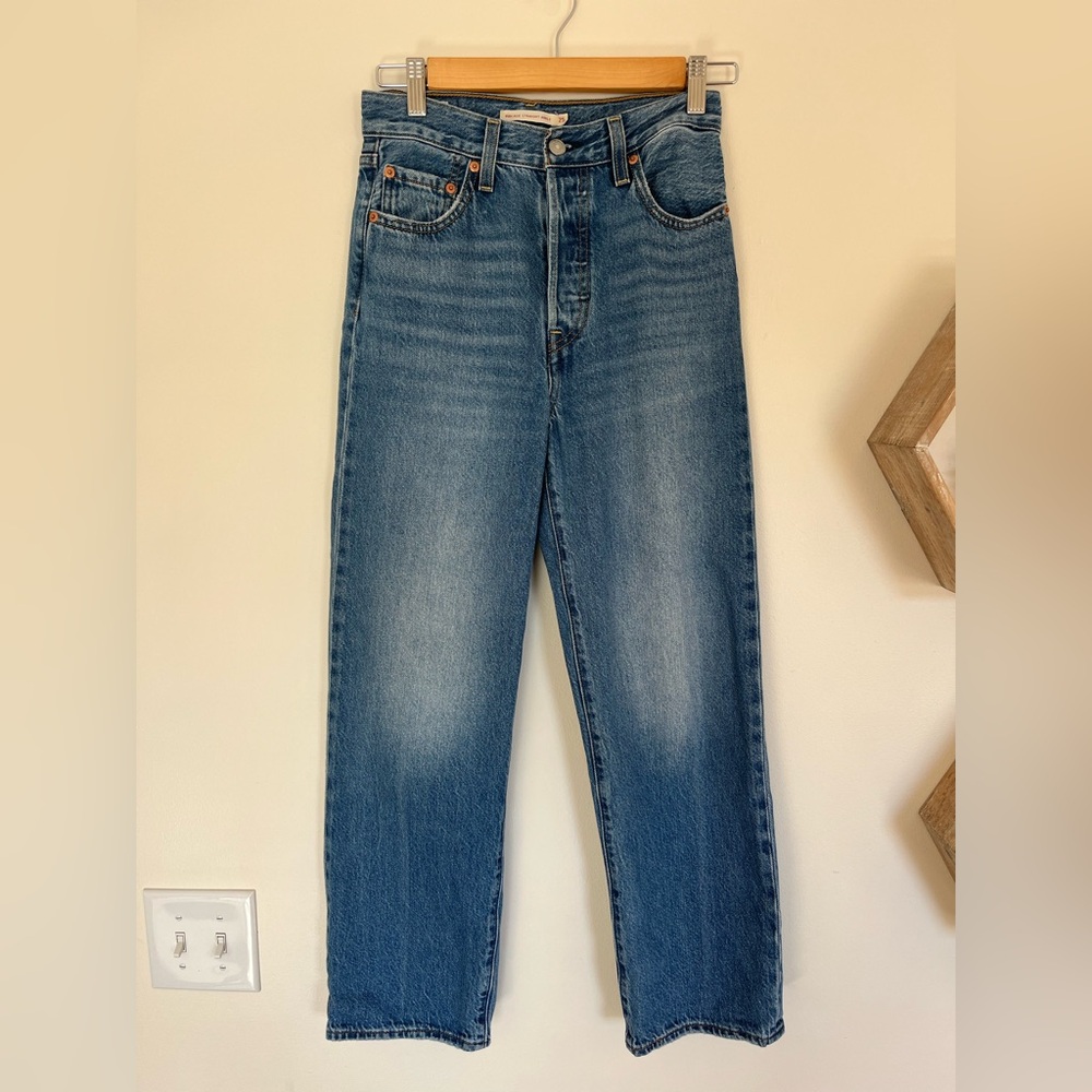 Levi’s Ribcage Straight Ankle